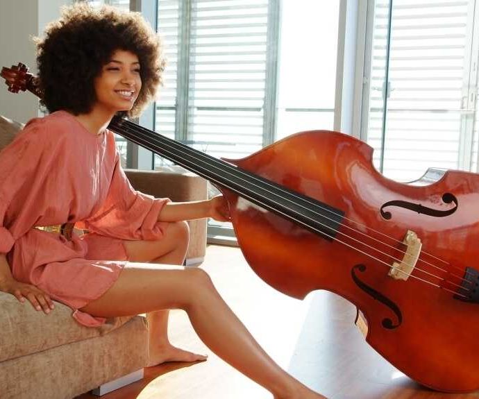 q-esperanza-spalding-photo-by-johann-sauty_8x10