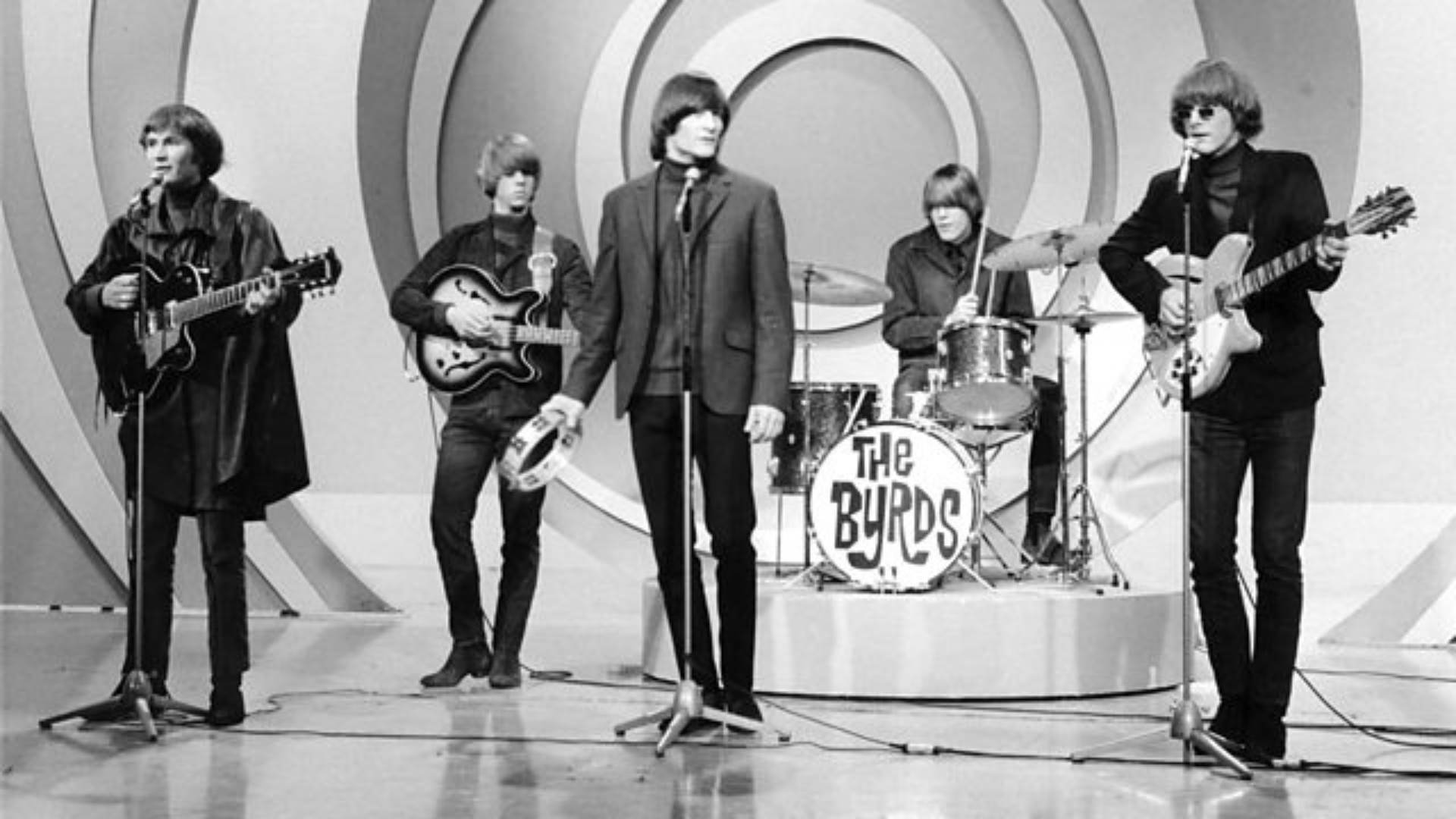 Популярная музыка xx века. The Byrds Mr. Tambourine man 1965. The Byrds американская рок-группа. The Byrds 1965. Группа the Byrds.