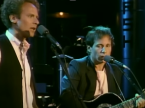 “The Sound of Silence”, la canzone sull’incomunicabilità di Simon & Garfunkel è sempre più attuale