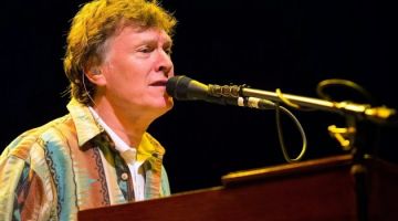 ForNo One QuaranTime Playlist #3: Buon Compleanno, Steve Winwood!